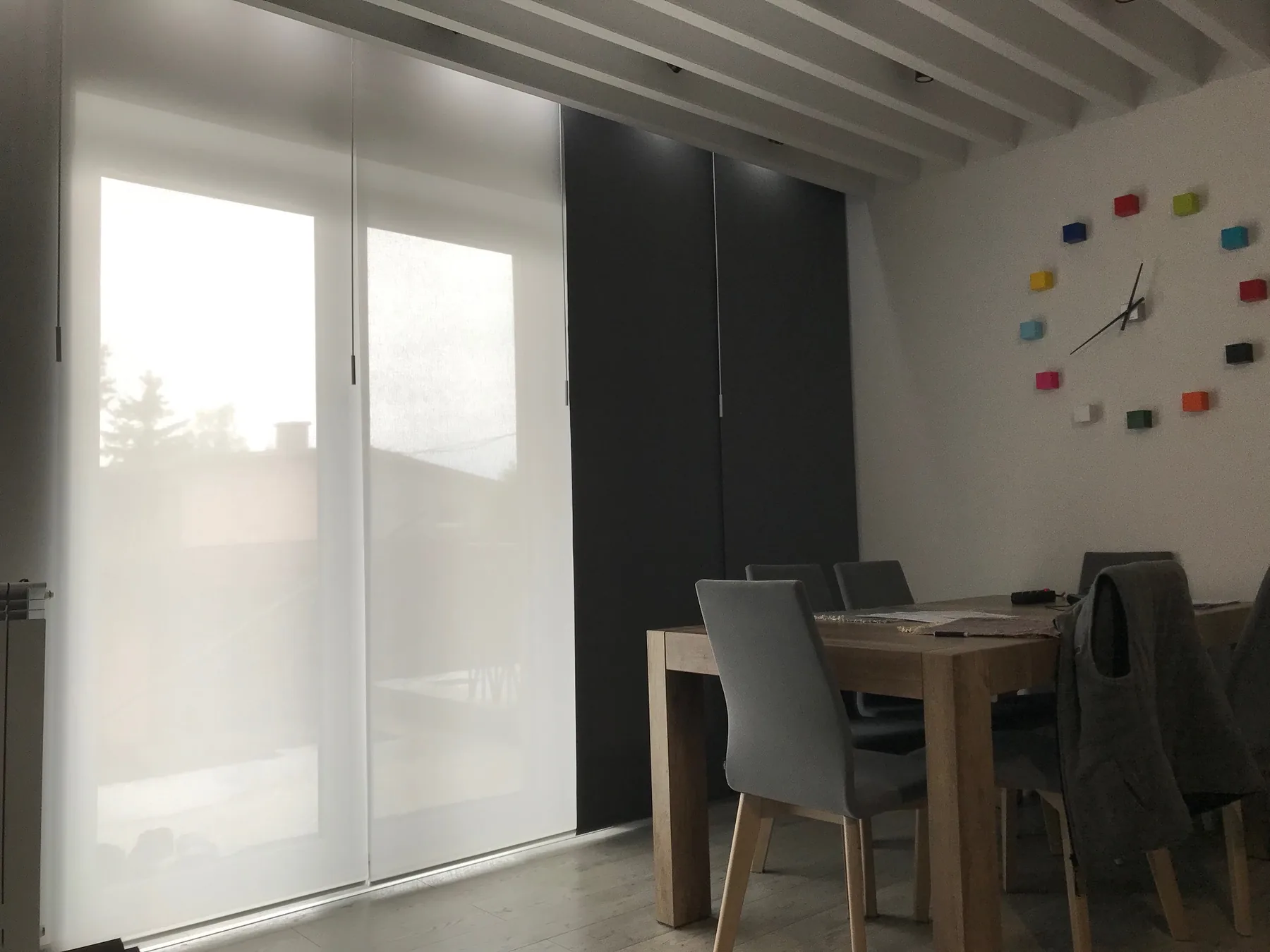 Panel tracki w Katowicach - kadr pokazujący układ torów i podział paneli