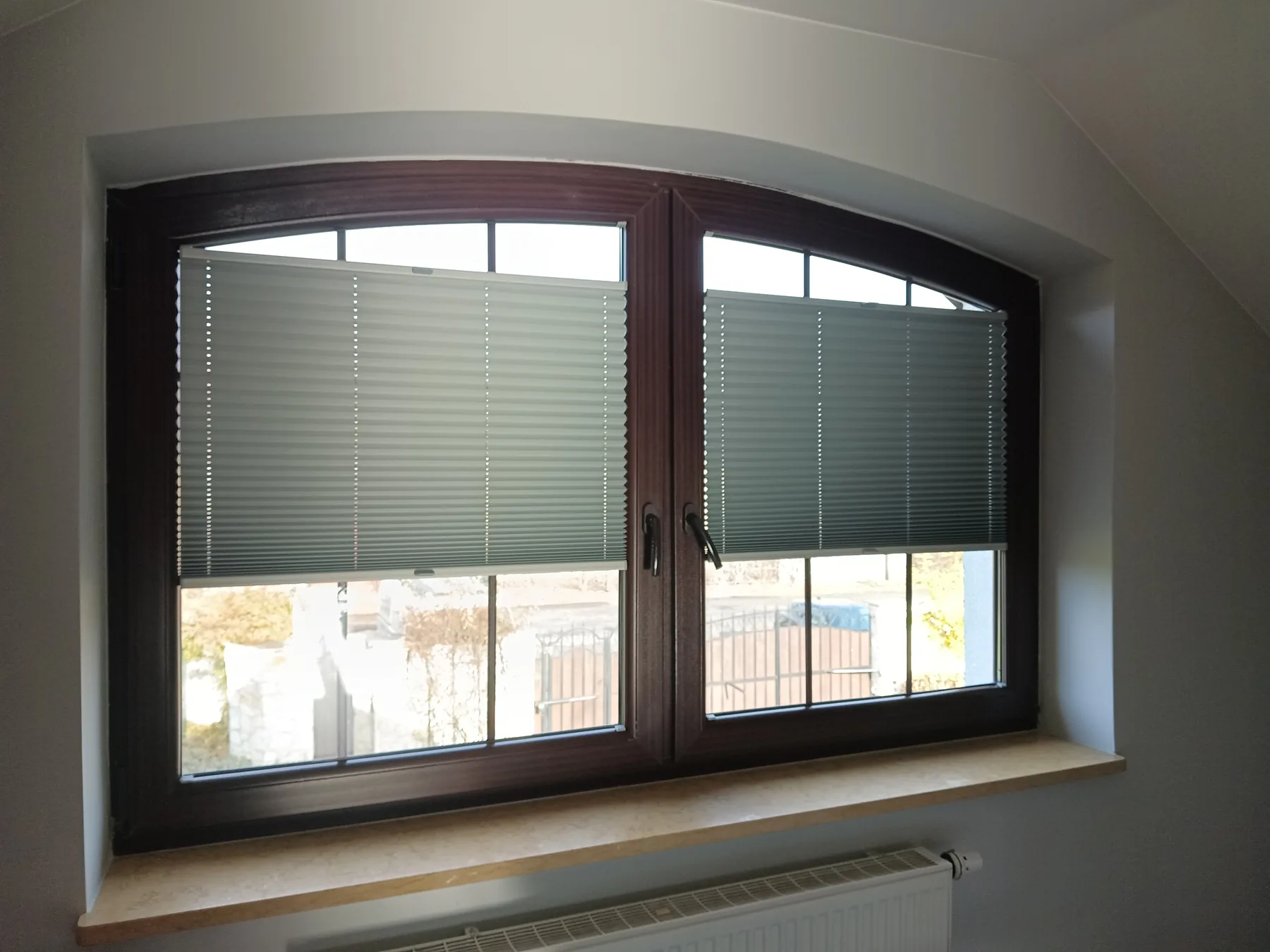 Plisy okienne w Czeladzi - dodatkowy kadr realizacji plis w czeladzi