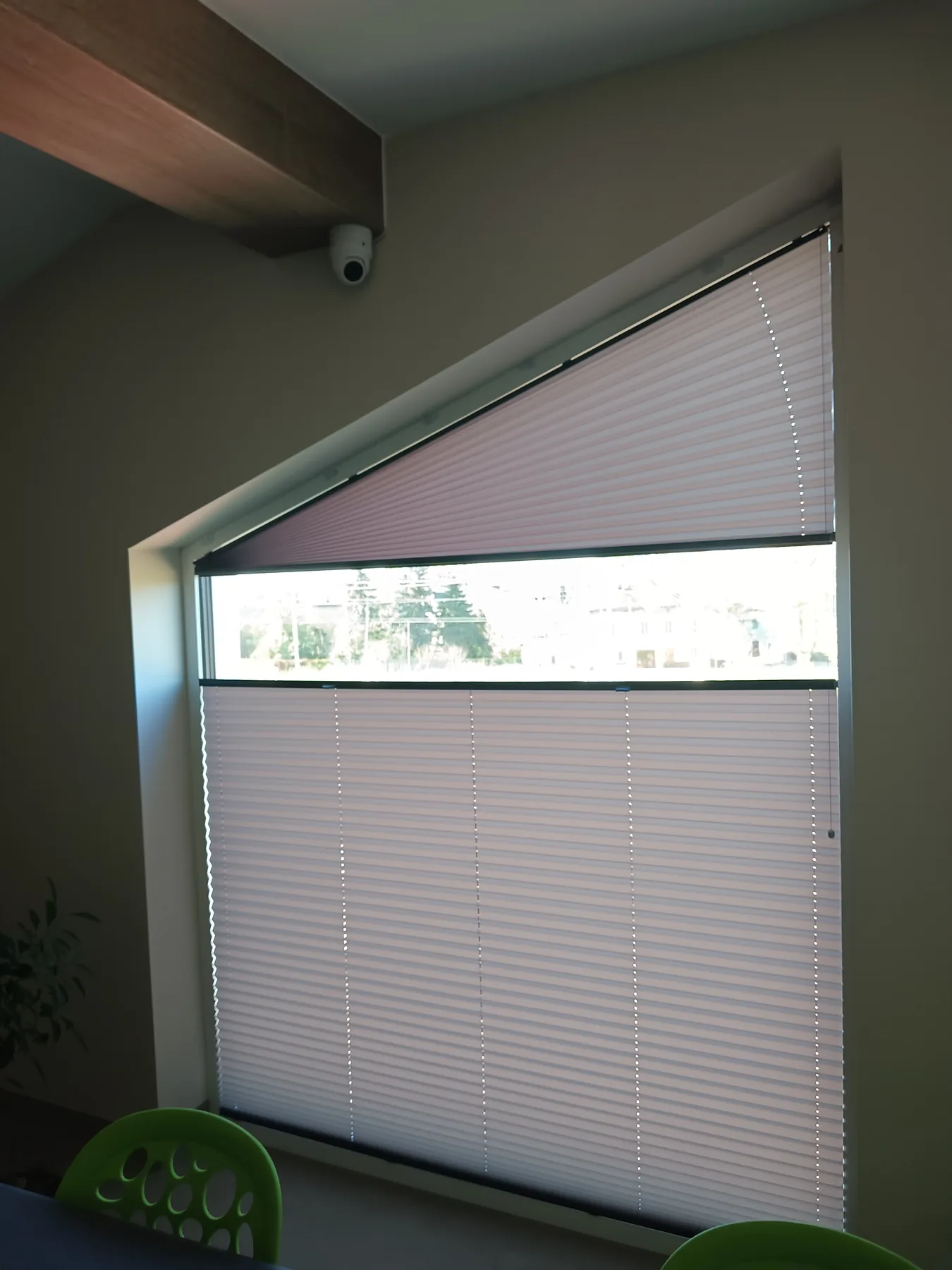 Plisy okienne w Dąbrowie Górniczej - efekt końcowy po montażu plis