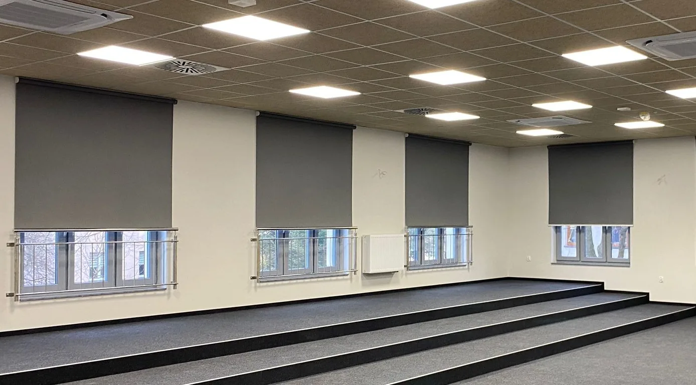 Rolety Largo w Kalwarii Zebrzydowskiej - efekt końcowy po dopasowaniu osłony