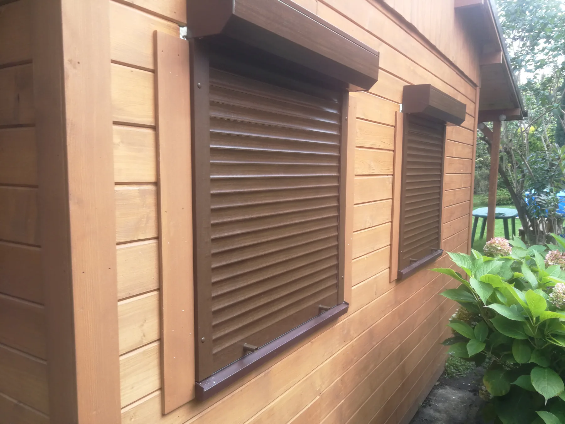 Rolety zewnętrzne standard w realizacji na Śląsku - kadr batchowej realizacji rolet zewnętrznych standard na śląsku - ujęcie 8