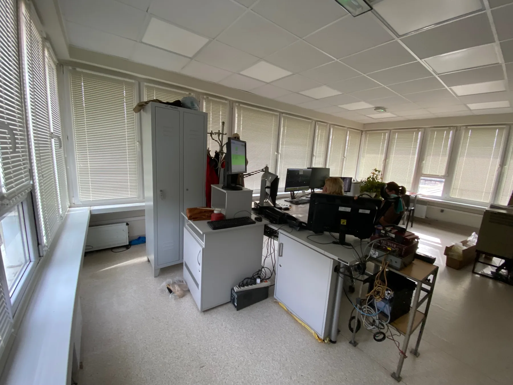 Żaluzje aluminiowe 25 mm w Chełmku - efekt końcowy po montażu osłony