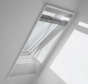 Roleta zaciemniająca DSU do okna płaskiego dachu