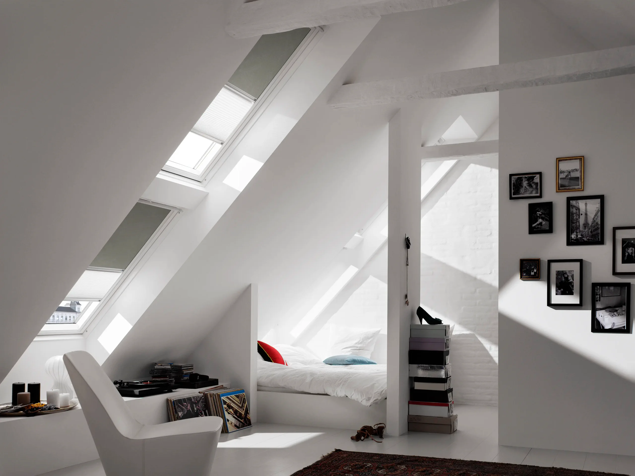 Roleta dachowa zaciemniająca