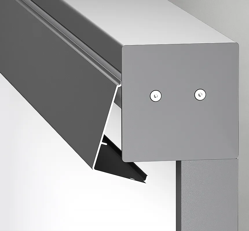 Rewizja w przedniej części kasety ułatwia montaż i prace konserwacyjno-serwisowe.