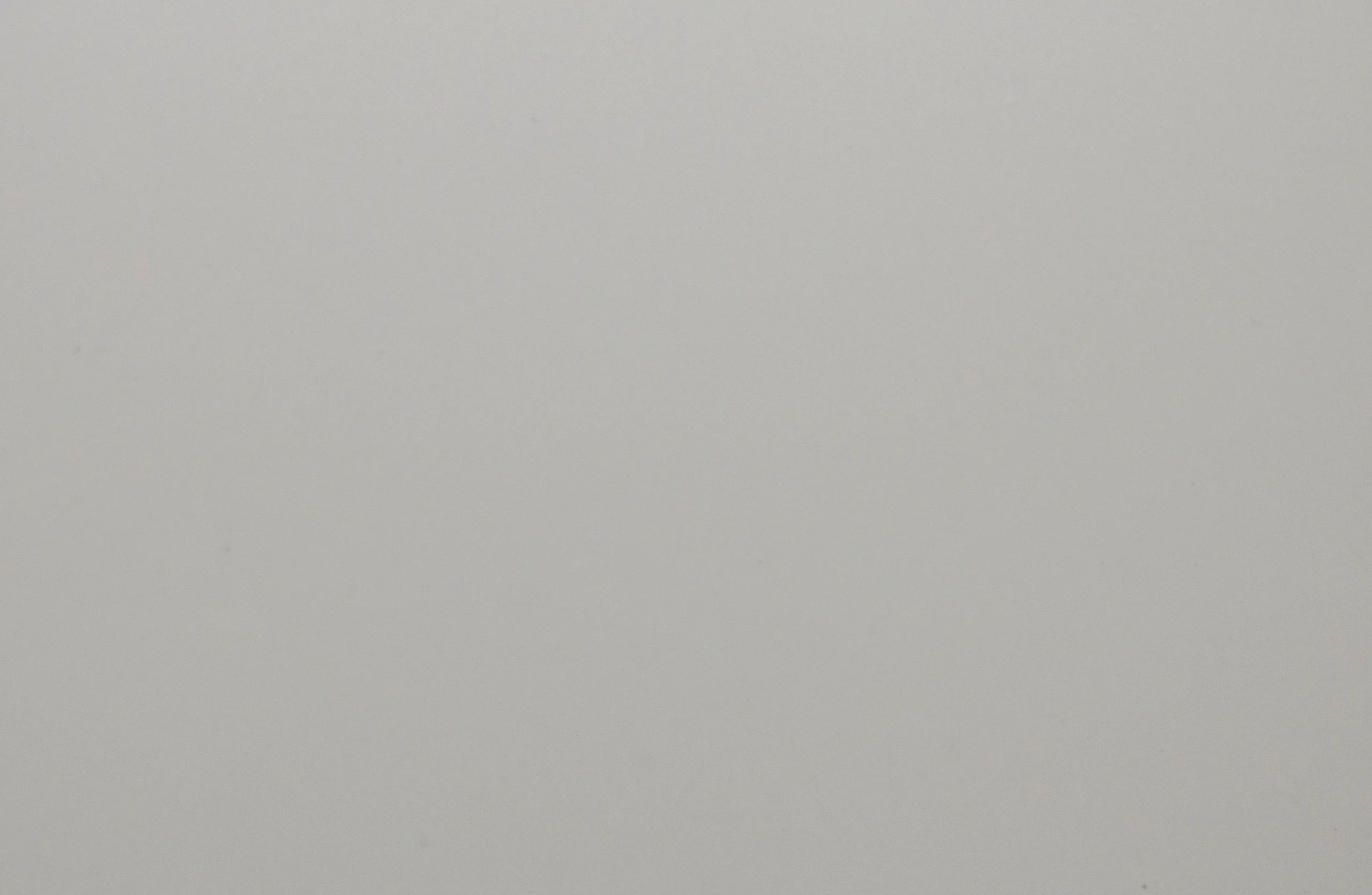 RAL 7035 jasny szary - kolor konstrukcji Sunbreaker